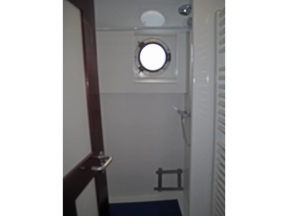 Fore ship, Accommodation